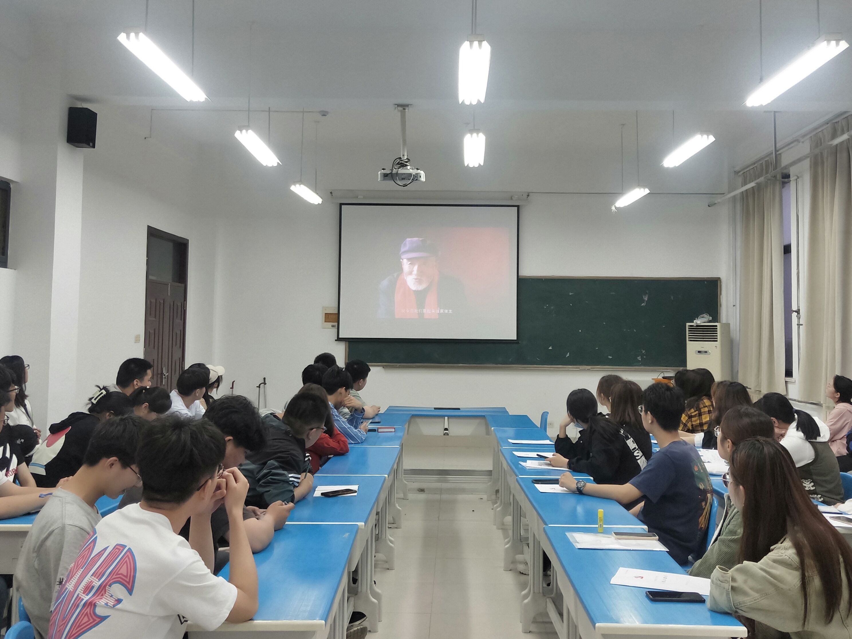 1621819451712443.jpg JW}S52@MAPNXPCW20}G33JN.jpg