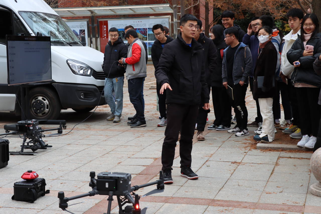 1638243680674966.jpg 1638243680674966.jpg