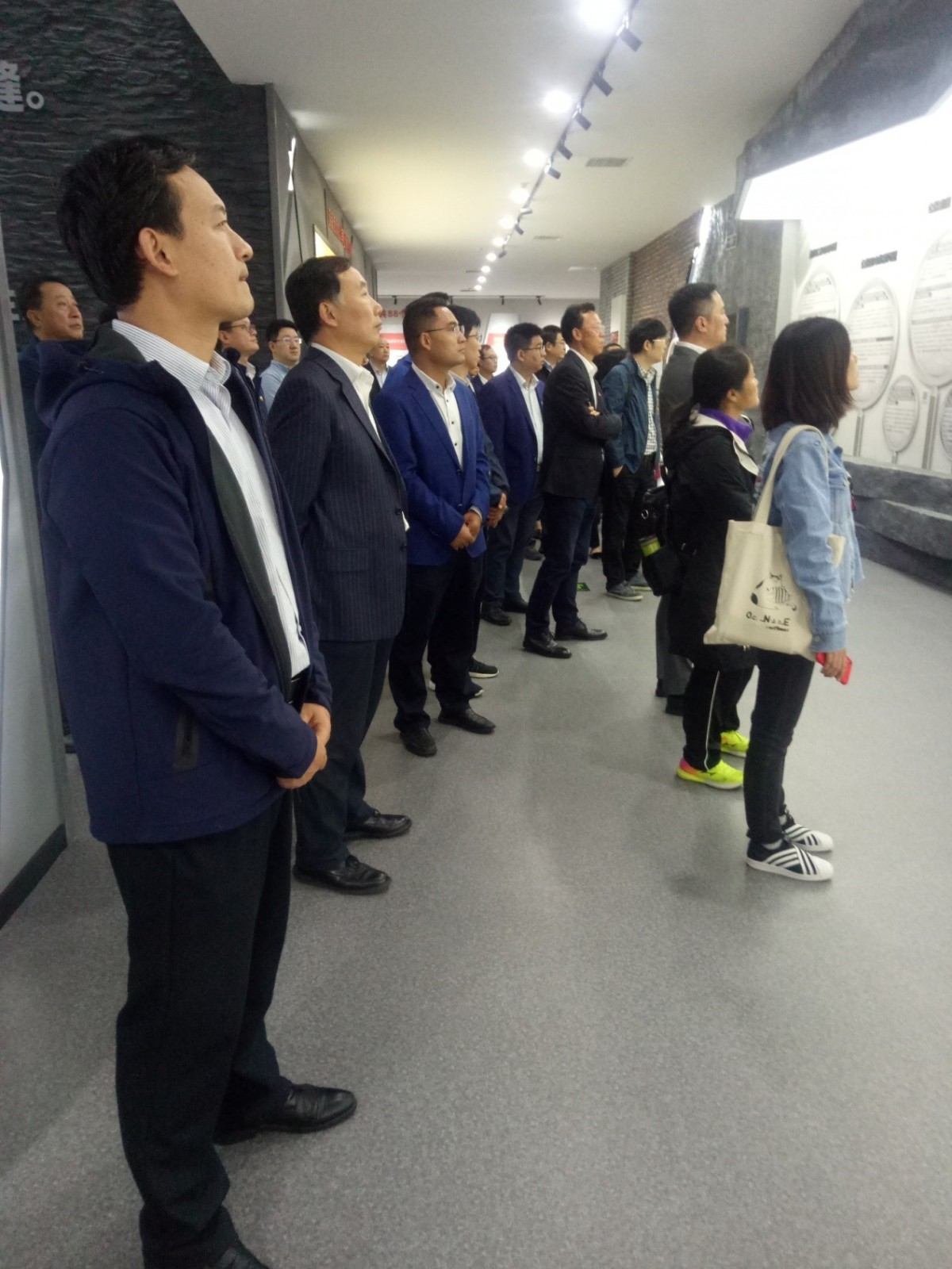 1571991437813893.jpg 1571991437813893.jpg